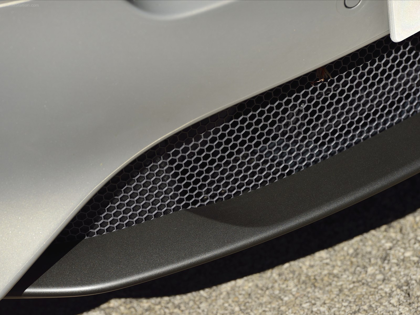 Aston Martin DB9 2013